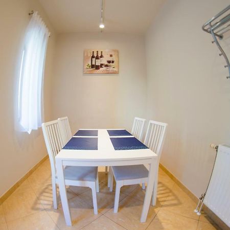 Bed and Breakfast Kolibri Panzio Baja Exterior foto